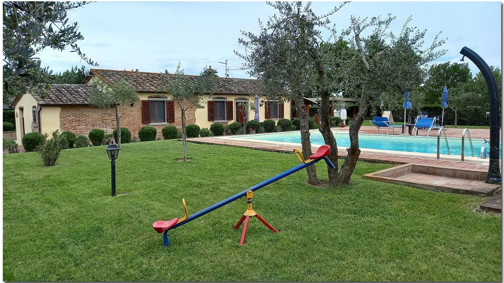 Ebenerdiges Ferienhaus Mit Garten Und Pool Cortona